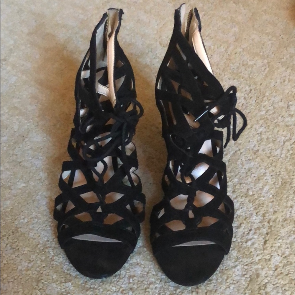 Nine West Black cage heel